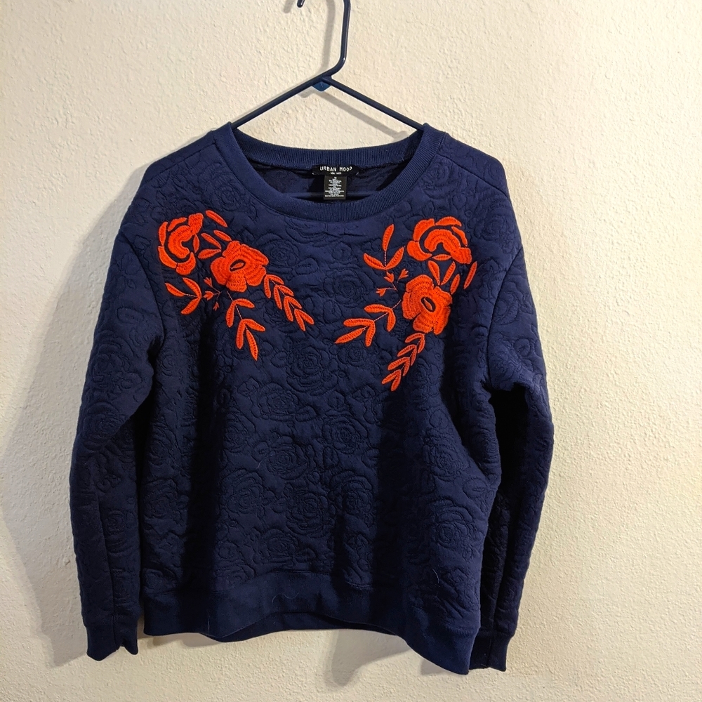 Embroidered Sweater M from Lucky Brand